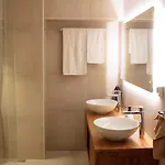 Pine Cottage, Syros Island Prázdninový dům *