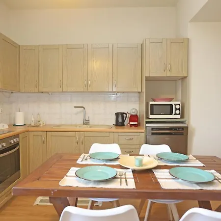 Nyaraló Pine Cottage, Syros Island