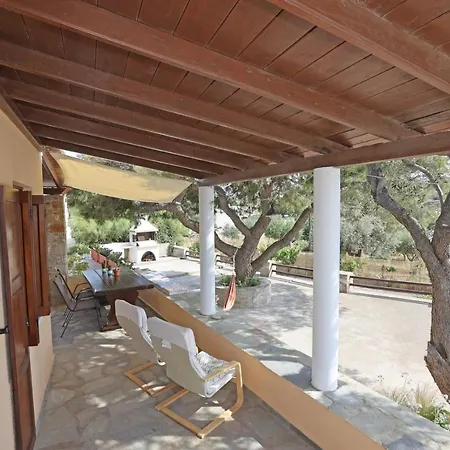 Pine Cottage, Syros Island *