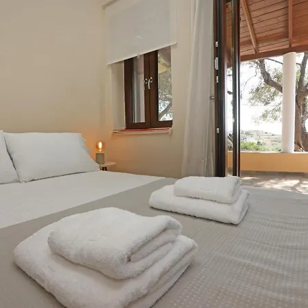 Pine Cottage, Syros Island Tatil Evi