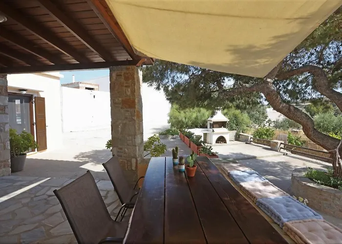 Pine Cottage, Syros Island